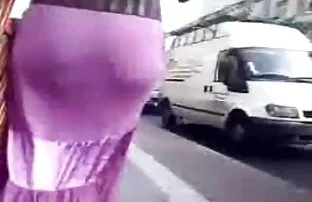 XXX Մերսում strokes կապույտ ֆիլմը իր pussy, shitty մերսում