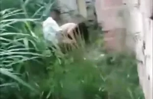 XXX Հարեւանի կինը կզարմանա Պոռնո աստղեր